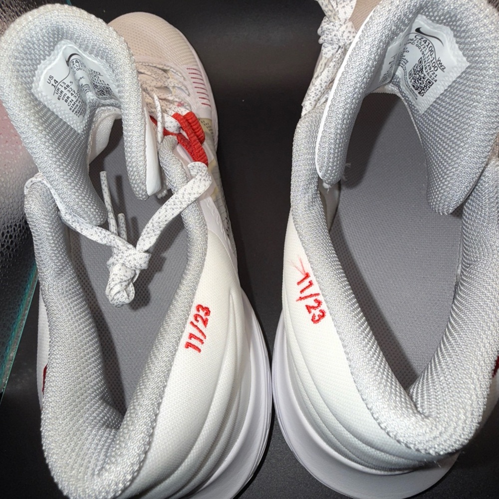 Nike White and Red Sneakers - Picture 6 of 13